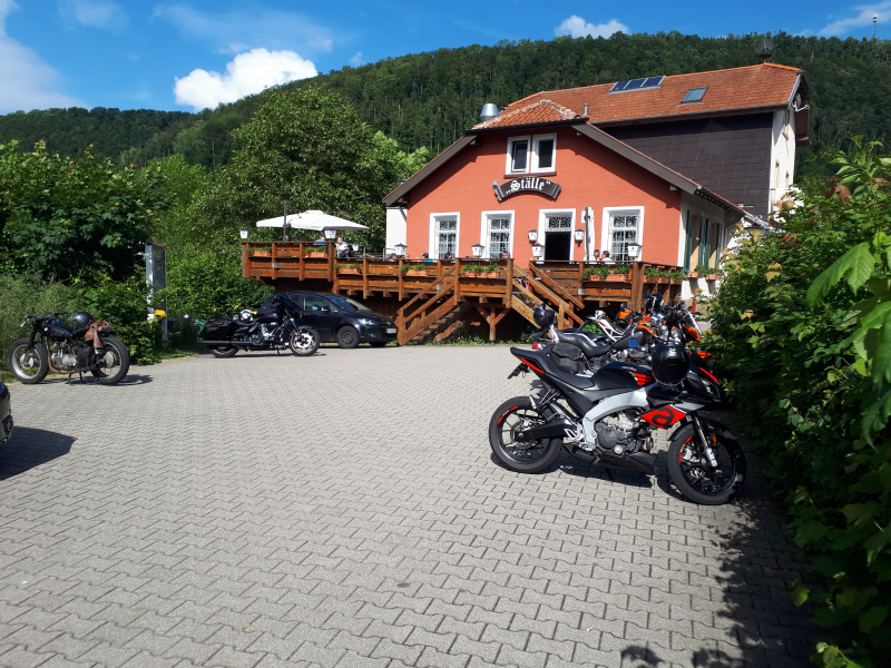Motorrad-Kneipe Ställe in Weißenstein