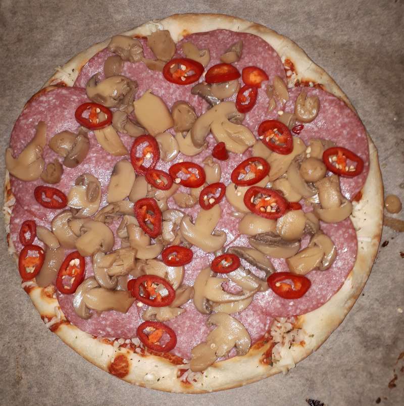 Pizza für den Männerhunger - Scharf darf...